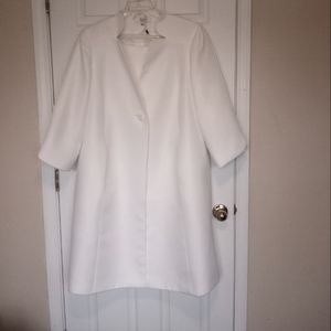 Le Suit Long White Button Jacket wit Skirt Size 18W